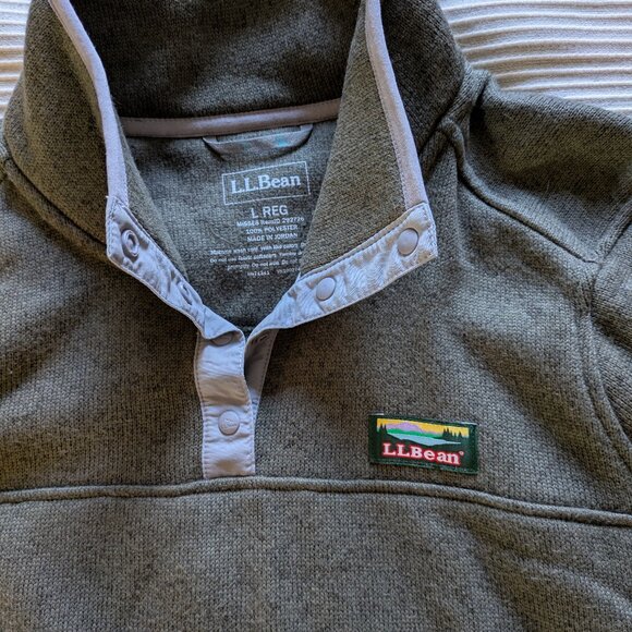 L.L. Bean pullover - Picture 1 of 2